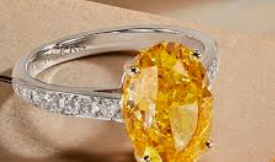 Pukhraj stone ring in gold for prosperity and success